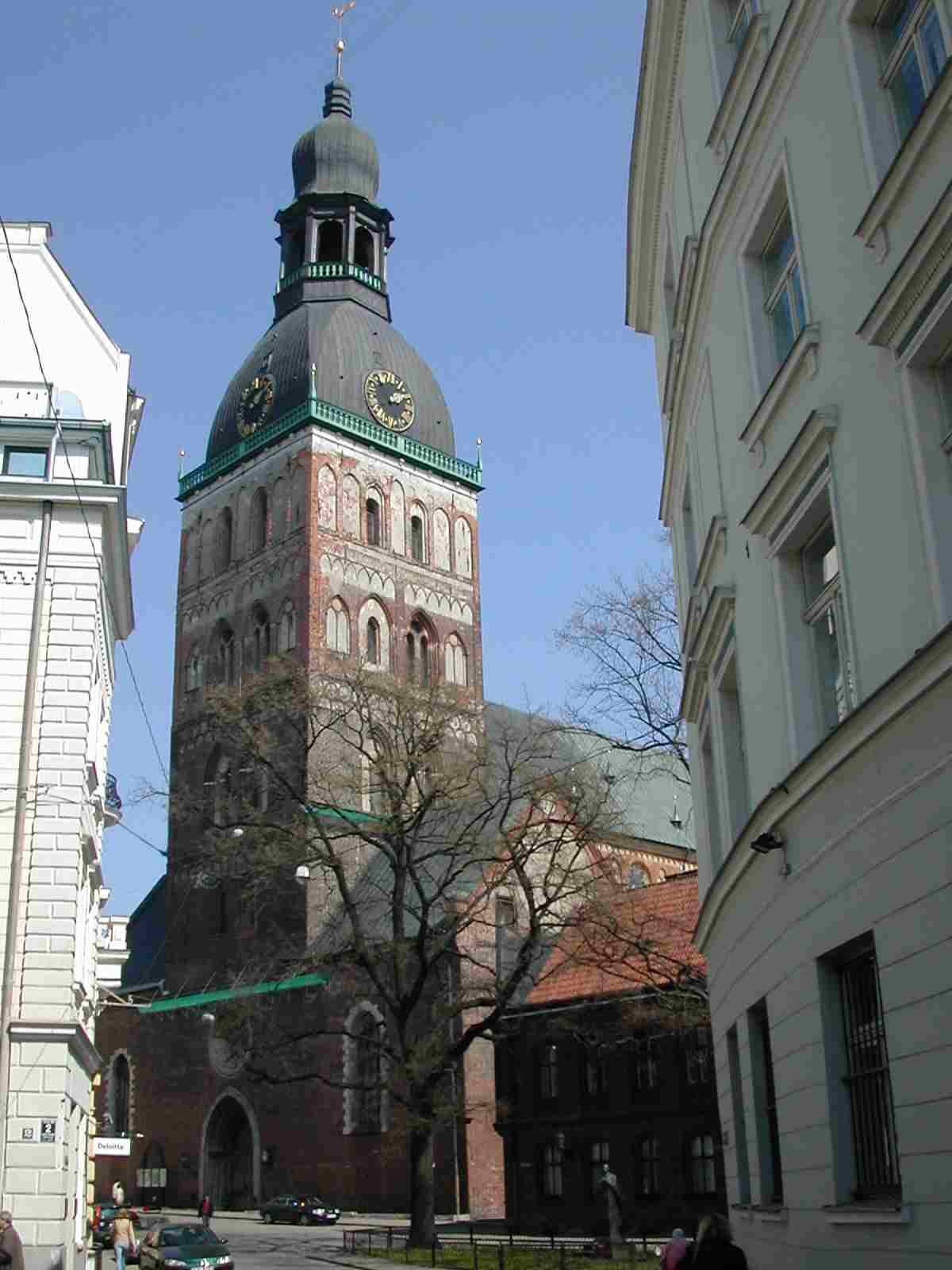 Dom Church